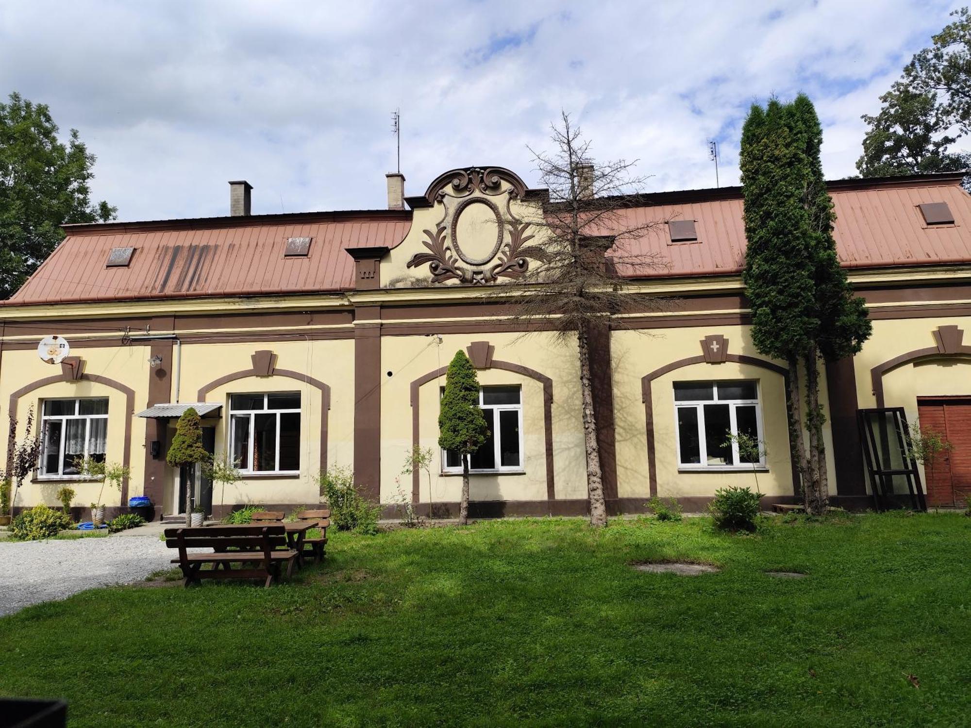 Mieszkanie W Oficynie Palacu Goetza Apartment *