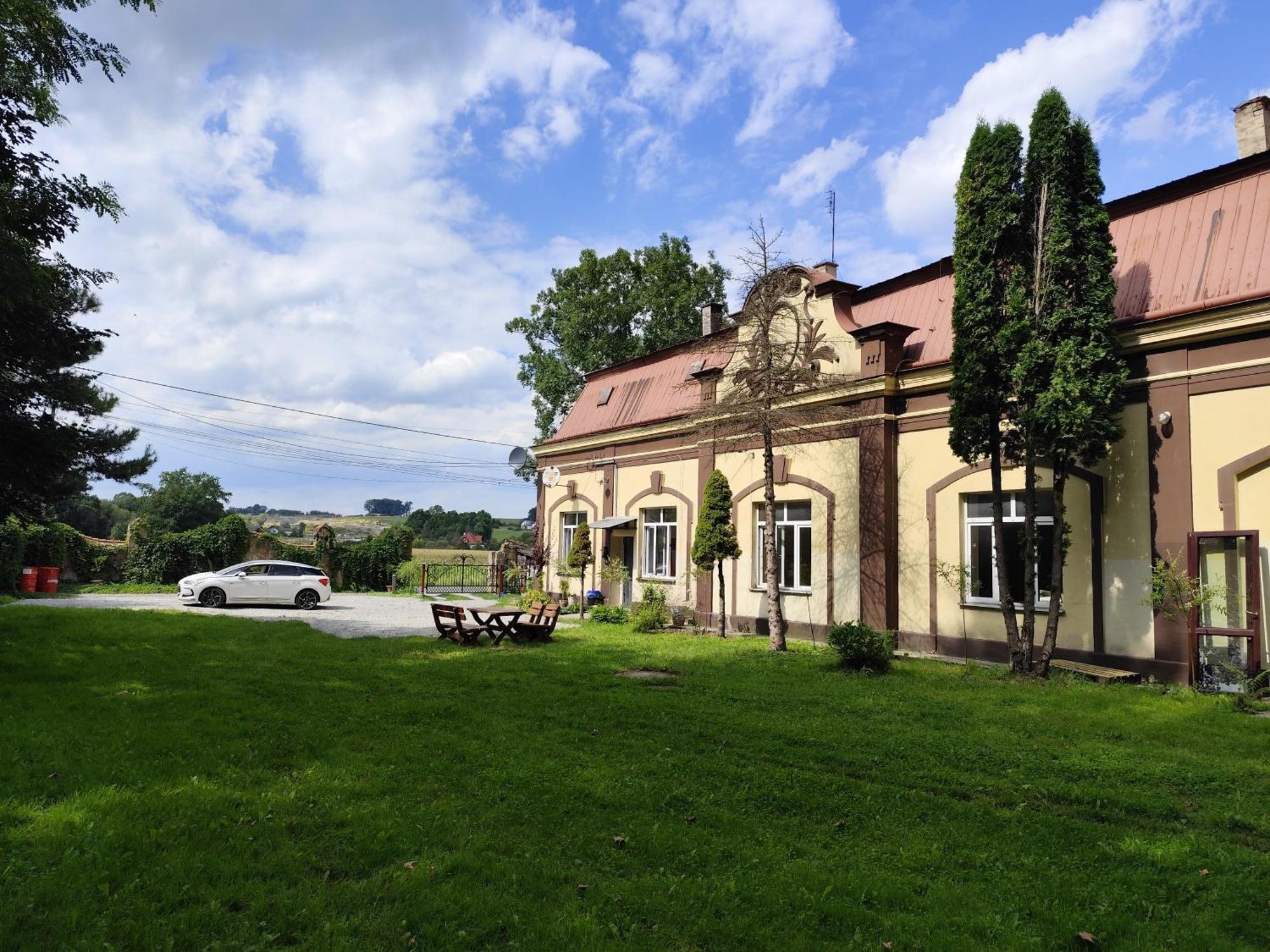 Apartment Mieszkanie W Oficynie Palacu Goetza